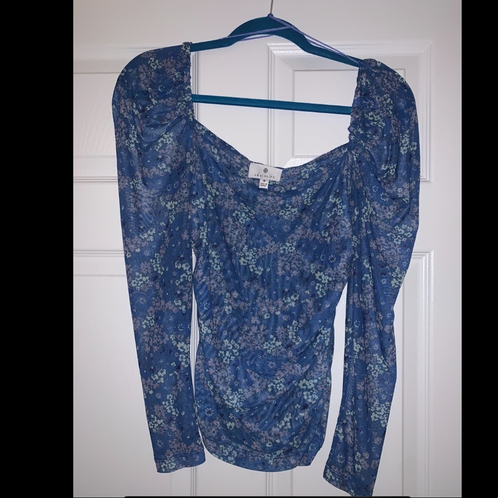 Socialite LongSleeve Mesh Top Size M ~ Gently Worn